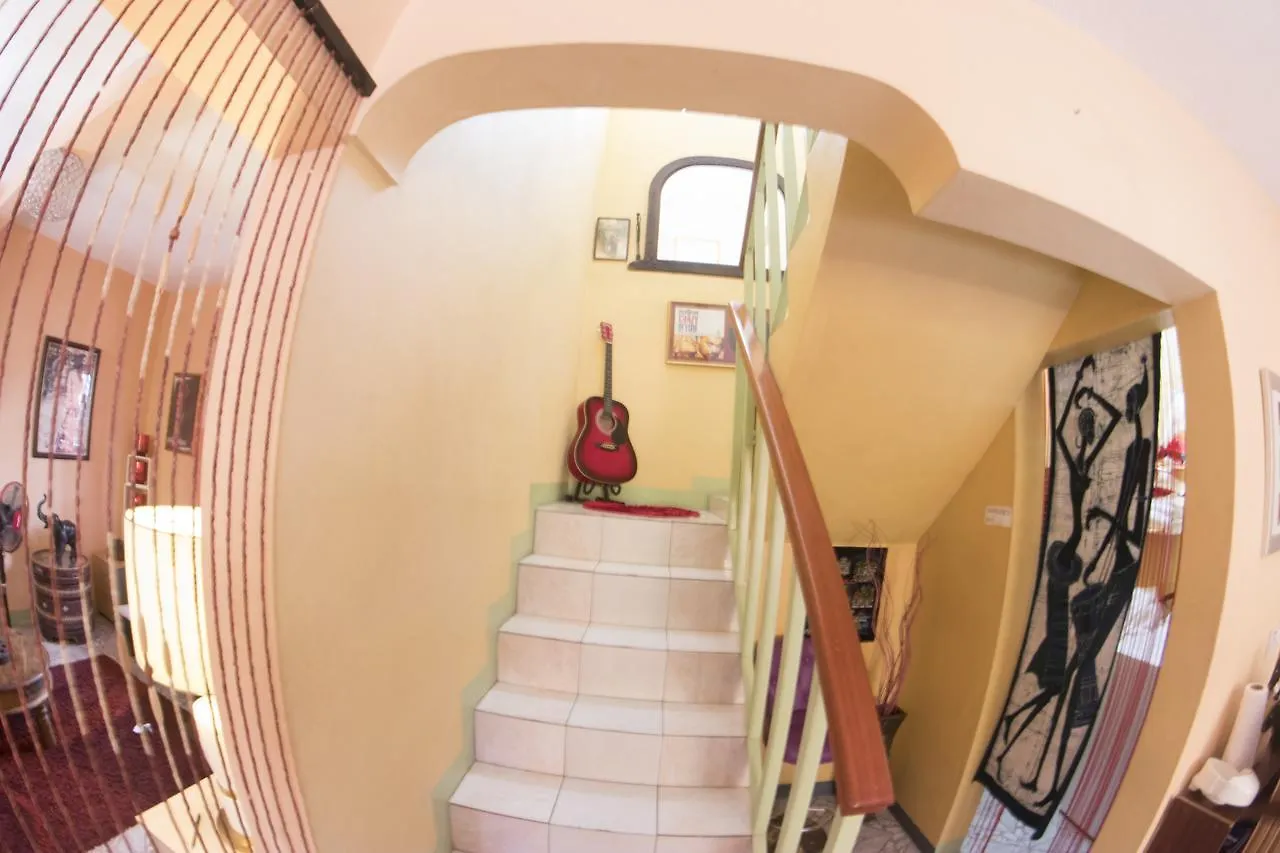 Apartamento Celebrity Yoga & Healing Retreat Ocho Ríos